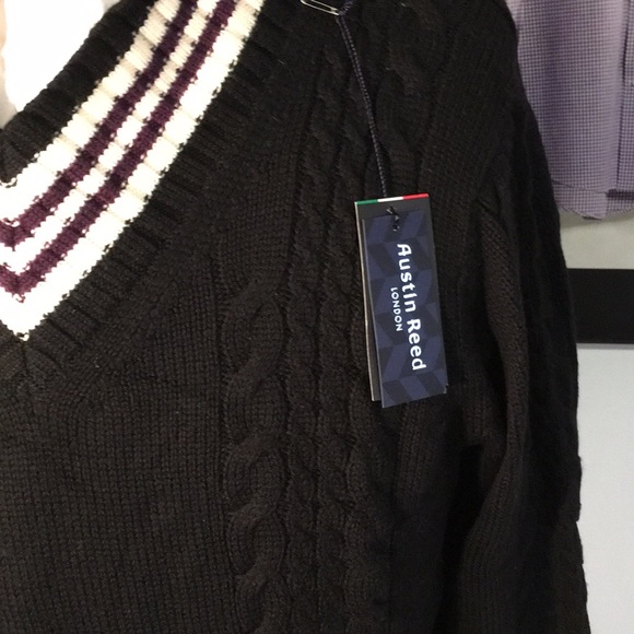 Sweater - Picture 3 of 5